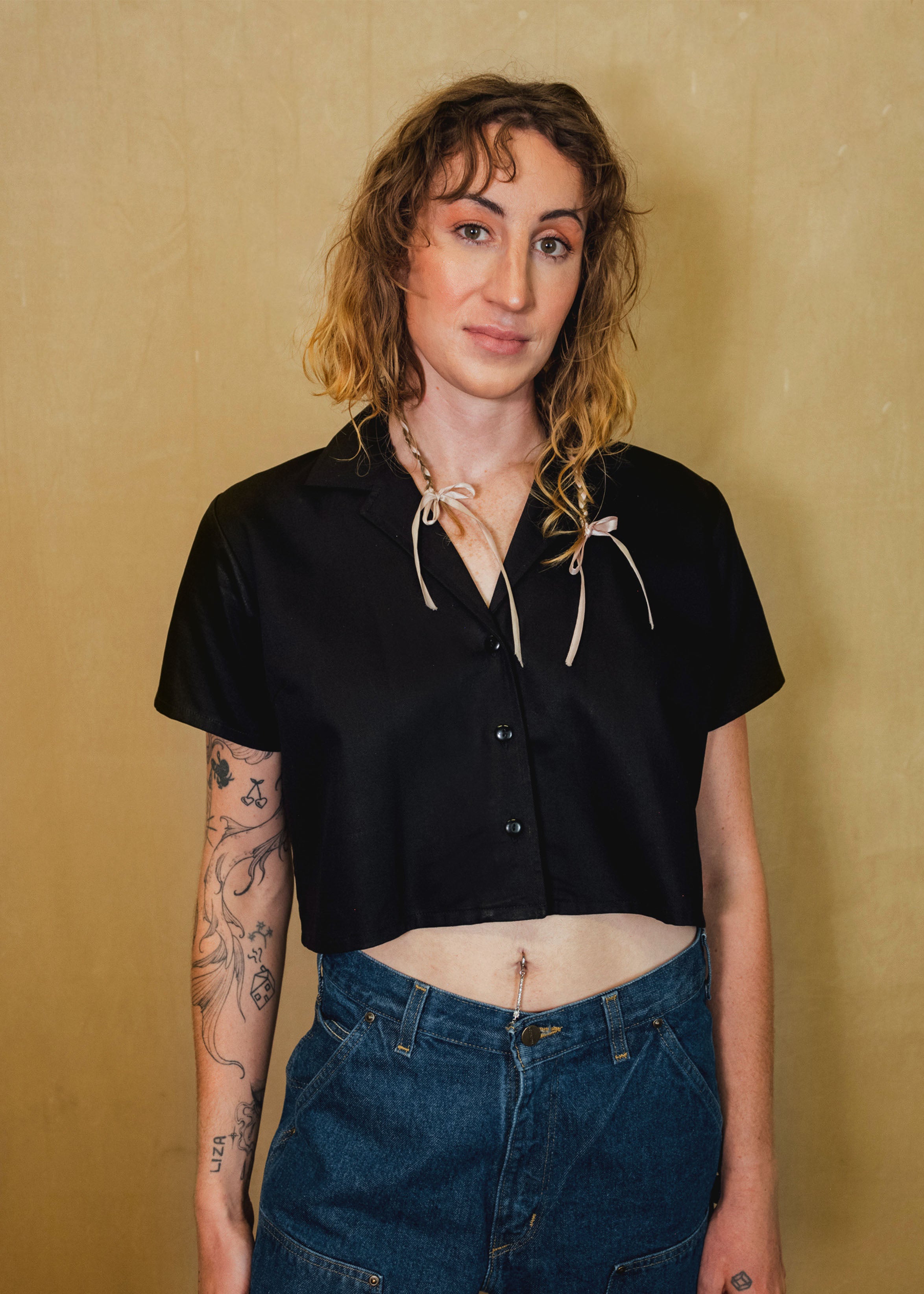 Black Crop Work Shirt – Mira Flores